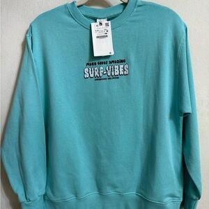 Flocked “aspen” college sweatshirt size 13-14 NWT